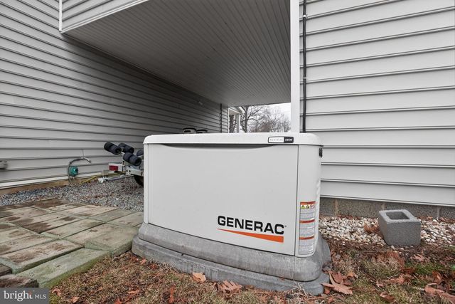 15185 POTOMAC RIVER DR, Cobb Island, MD 20625