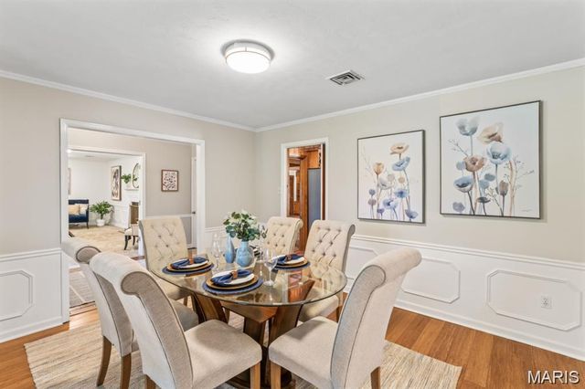 8 Balcon Estate, Creve Coeur, MO 63141