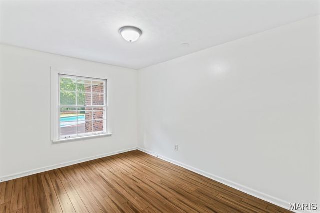 8 Balcon Estate, Creve Coeur, MO 63141