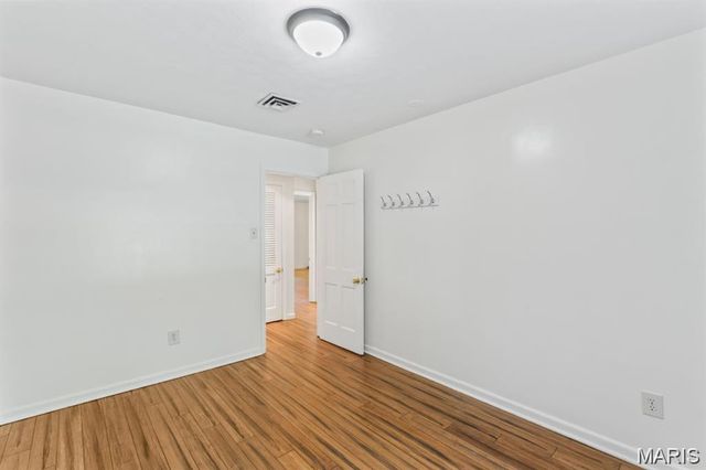 8 Balcon Estate, Creve Coeur, MO 63141