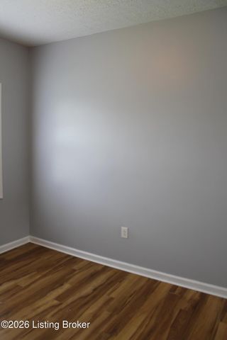 952 S Floyd St 202, Louisville, KY 40203