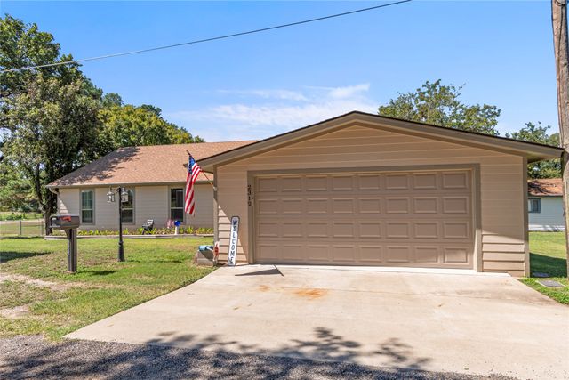 2312 Driftwood Drive, Tool, TX 75143