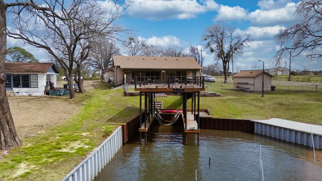 2312 Driftwood Drive, Tool, TX 75143
