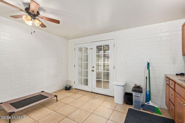 7455 E Desert Spring Drive, Tucson, AZ 85730