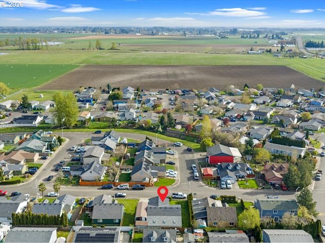 246 E HEMLOCK Dr, Gervais, OR 97026