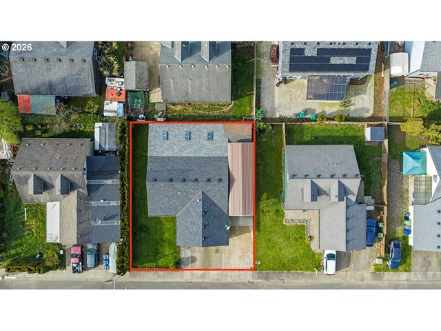 246 E HEMLOCK Dr, Gervais, OR 97026
