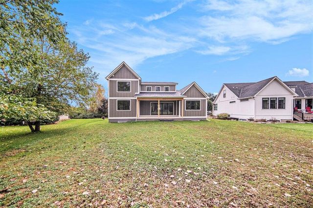 5182 Grande View Lane, Jackson, MI 49201
