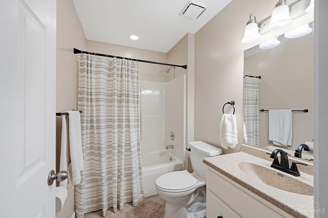 7301 Cimmeron Drive, Liberty Twp, OH 45044
