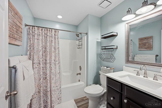 7301 Cimmeron Drive, Liberty Twp, OH 45044