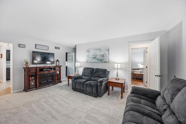 7301 Cimmeron Drive, Liberty Twp, OH 45044