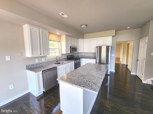 7 DUKES WAY, Feasterville Trevose, PA 19053