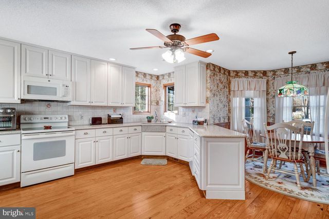 104 THIRD AVE, Tuckerton, NJ 08087