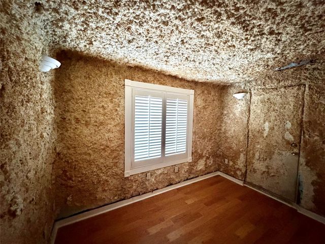 4275 Bethel Boulevard, Houston, TX 77092