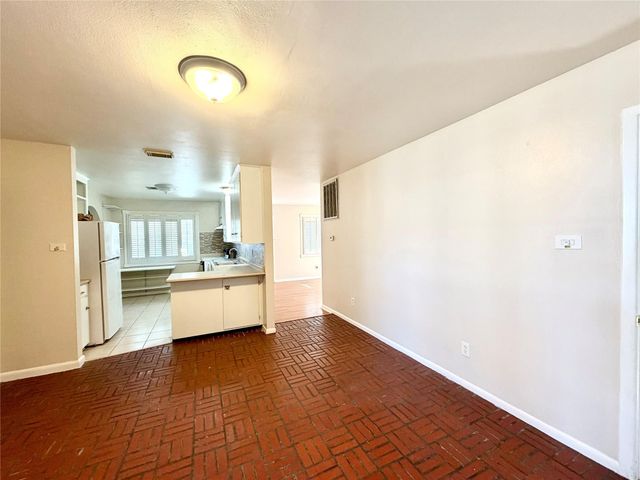 4275 Bethel Boulevard, Houston, TX 77092