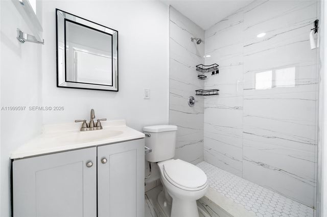 2401 SW 45th Ave, Fort Lauderdale, FL 33317