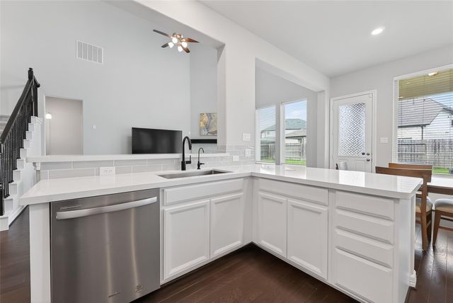 4018 Martin Ridge Drive, Manvel, TX 77578