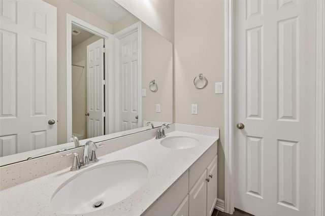 4018 Martin Ridge Drive, Manvel, TX 77578