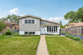 329 E Jefferson Street, Bensenville, IL 60106