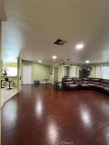 1919 W Coronet Avenue 214, Anaheim, CA 92801