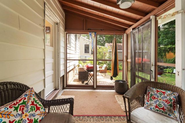 2625 East Lawn Court, Madison, WI 53704