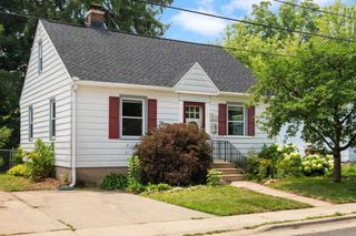 2625 East Lawn Court, Madison, WI 53704
