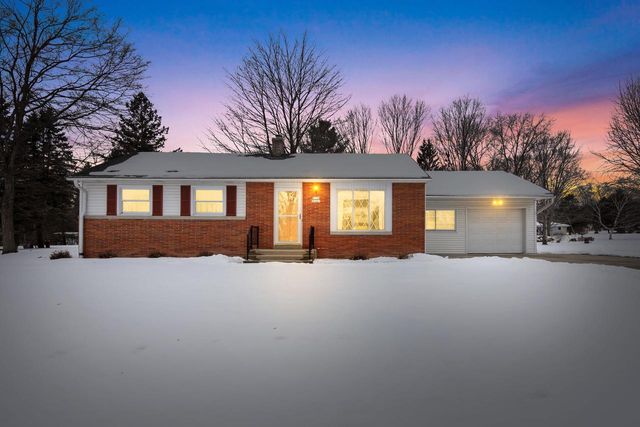 W150S6441 Spring LANE, Muskego, WI 53150