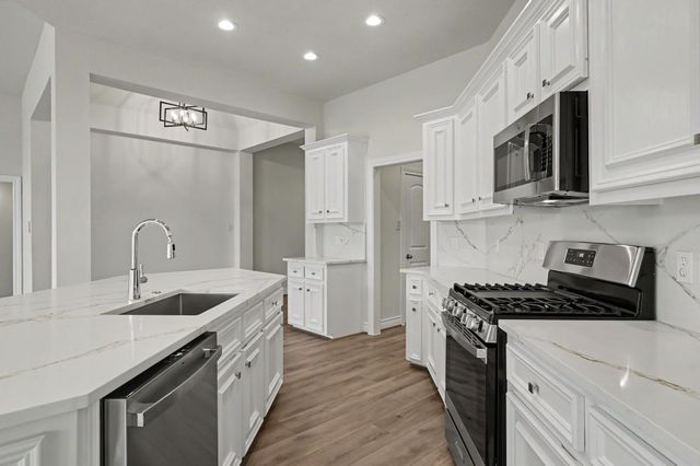 1414 Laura Hills Lane, Spring, TX 77386