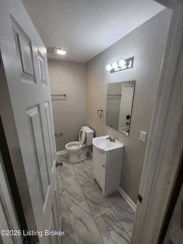 2142 Duncan St, Louisville, KY 40212