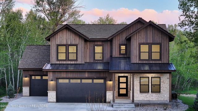 1088 COULOIR Court, Driggs, ID 83422