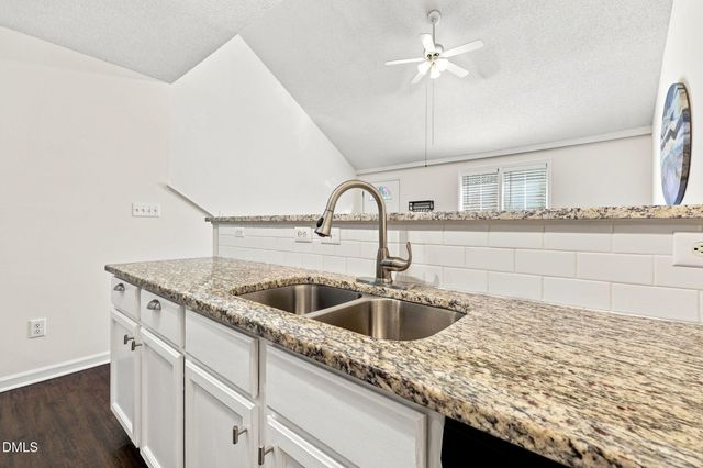 4 Crystal Oaks Court, Durham, NC 27707