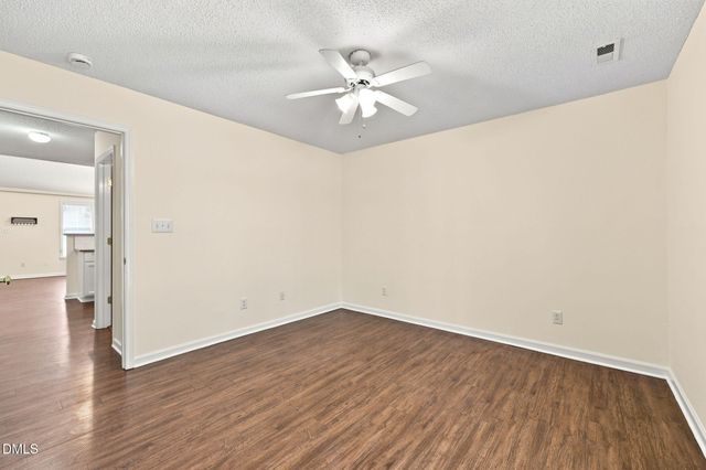 4 Crystal Oaks Court, Durham, NC 27707
