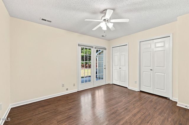 4 Crystal Oaks Court, Durham, NC 27707