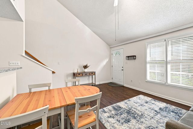 4 Crystal Oaks Court, Durham, NC 27707