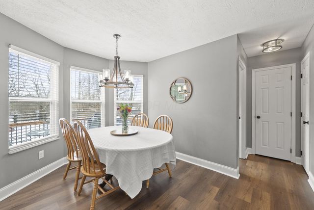 3277 Longspur Drive, Columbus, OH 43228