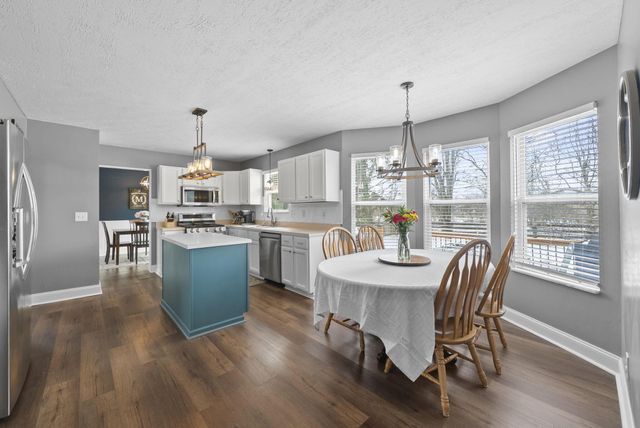 3277 Longspur Drive, Columbus, OH 43228