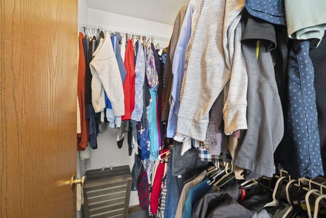 3277 Longspur Drive, Columbus, OH 43228