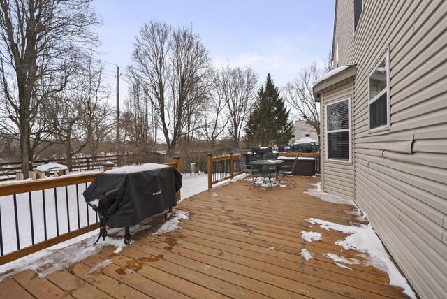 3277 Longspur Drive, Columbus, OH 43228