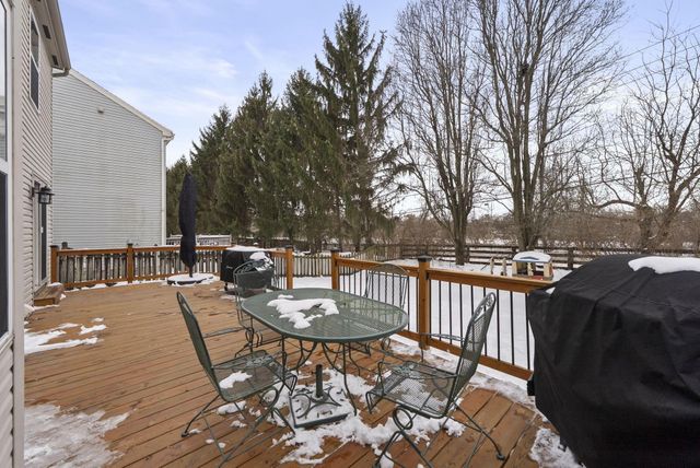 3277 Longspur Drive, Columbus, OH 43228