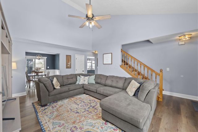 3277 Longspur Drive, Columbus, OH 43228