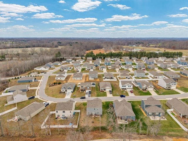 227 Harris Ln, Baxter, TN 38544