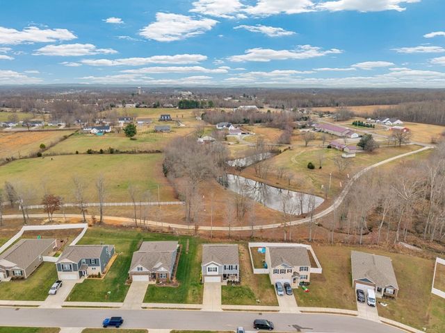 227 Harris Ln, Baxter, TN 38544