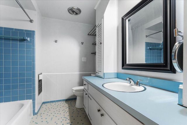 6709 Wild Ridge Lane, West Bloomfield Twp, MI 48322