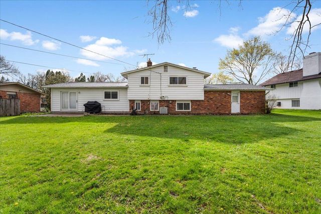 6709 Wild Ridge Lane, West Bloomfield Twp, MI 48322