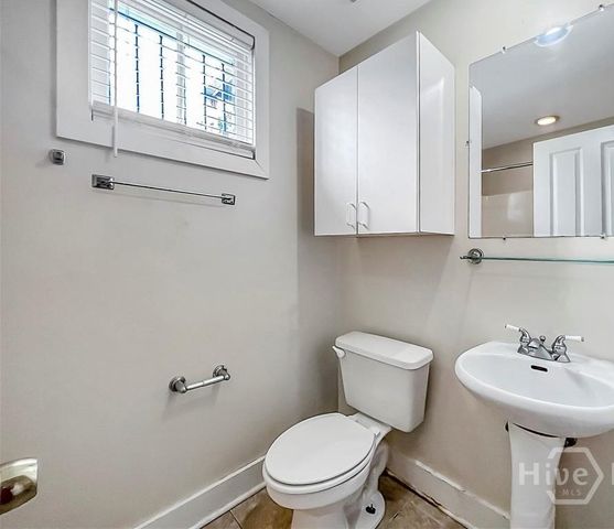 209 E Duffy Street B, Savannah, GA 31401