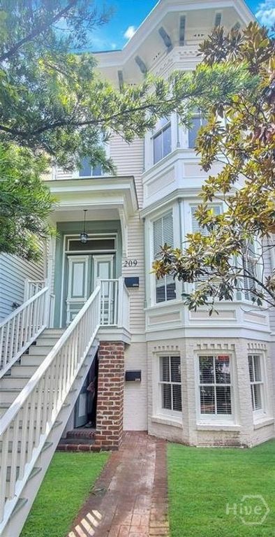209 E Duffy Street B, Savannah, GA 31401