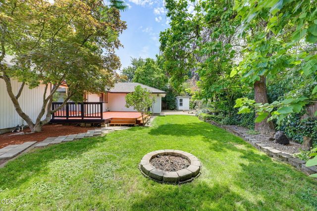 1451 Bluebonnet Avenue, Medford, OR 97504