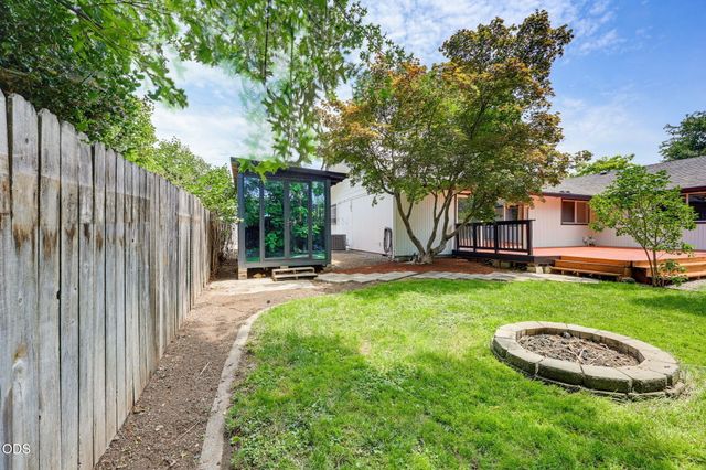 1451 Bluebonnet Avenue, Medford, OR 97504