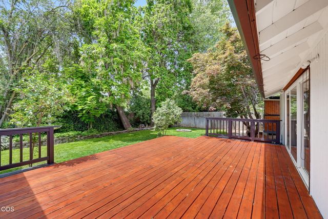 1451 Bluebonnet Avenue, Medford, OR 97504