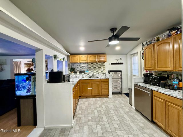 32 Twin Channels Road, Queensbury, NY 12804