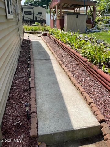 32 Twin Channels Road, Queensbury, NY 12804